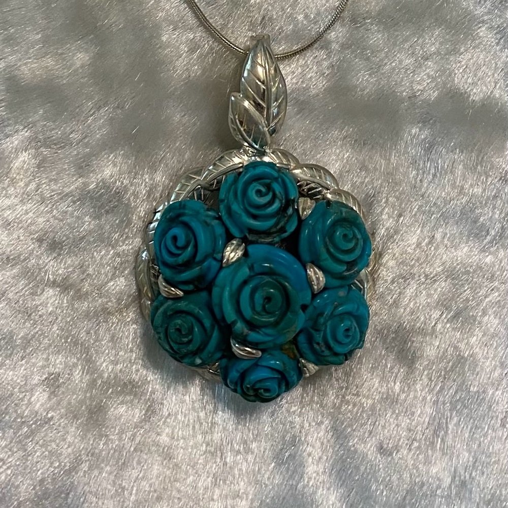 🍀SX925 Sterling Silver Turquoise Blue Carved Rose Pendant Necklace
